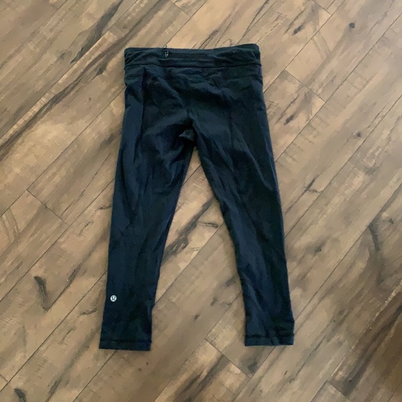 Lululemon speed tight legging size 6 - Picture 4 of 8
